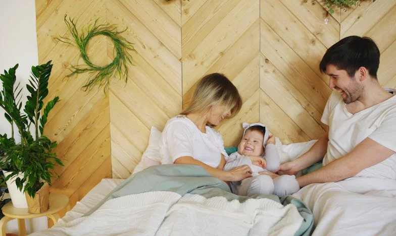 "Nous Avons Déposé les Enfants Chez Ma Mère pour Quelques Jours" : Mais Ce Soir-là, Notre Plus Jeune Fils a Appelé en Suppliant de Rentrer Tôt